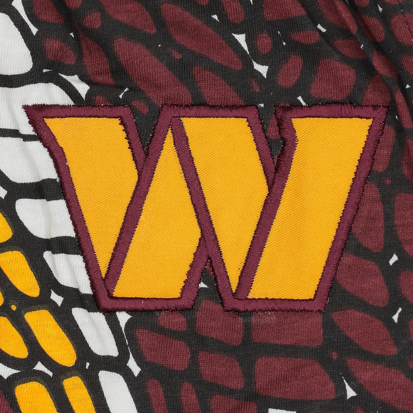 Zubaz NFL Adult Unisex Z88 Embroidered Gator 3 Color Shorts, Washington Commanders