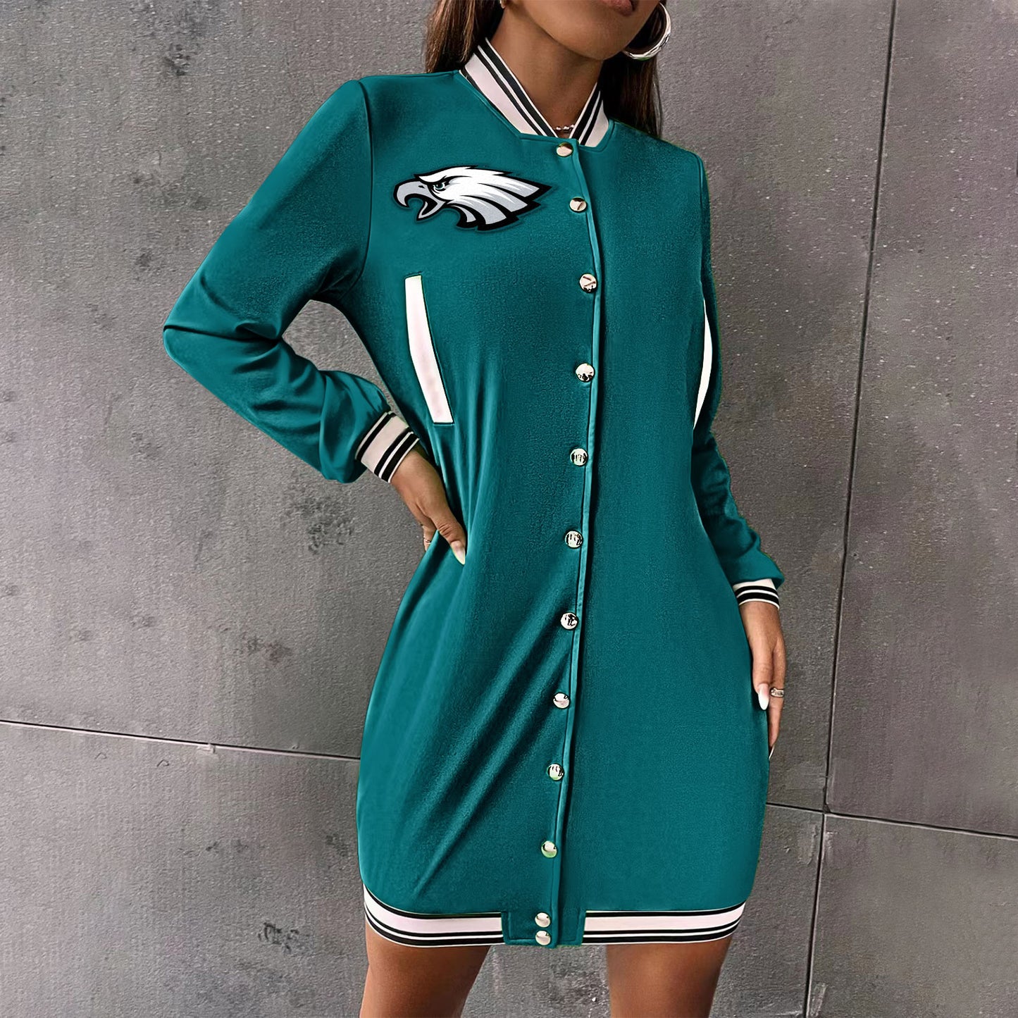 Fashionable single-breasted sports dress