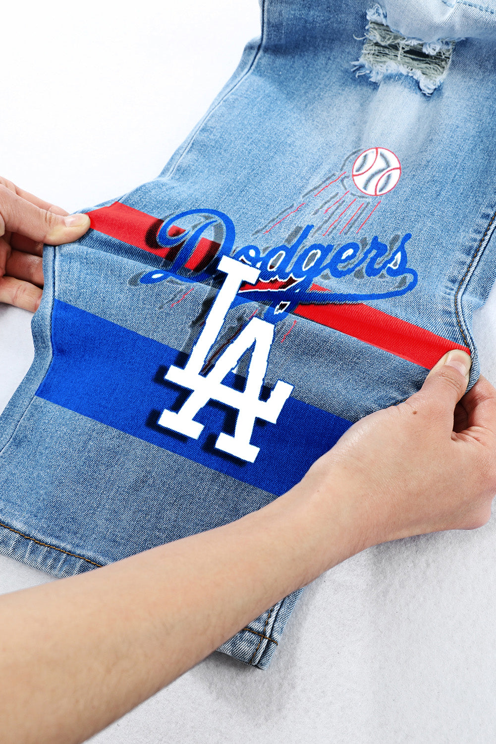 STRETCH RIPPED FRAYED RAW HEM DISTRESSED DENIM JEANS WITH HOLE