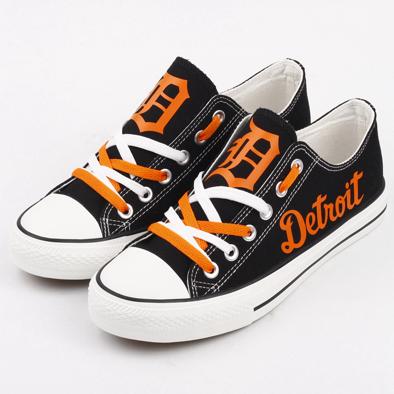 Casual printed low-top canvas shoes unisex