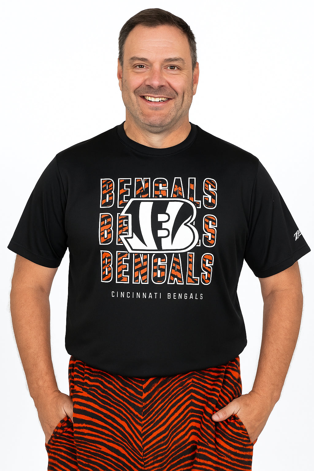 Zubaz NFL Men's Repeat Play Primary Team Color Short Sleeve T-Shirt, Cincinnati Bengals