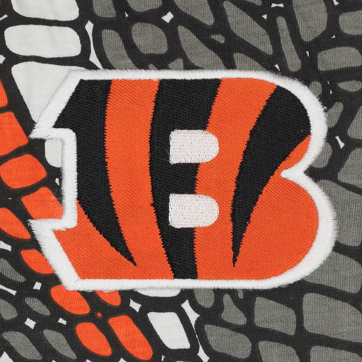 Zubaz NFL Adult Unisex Z88 Embroidered Gator 3 Color Shorts, Cincinnati Bengals