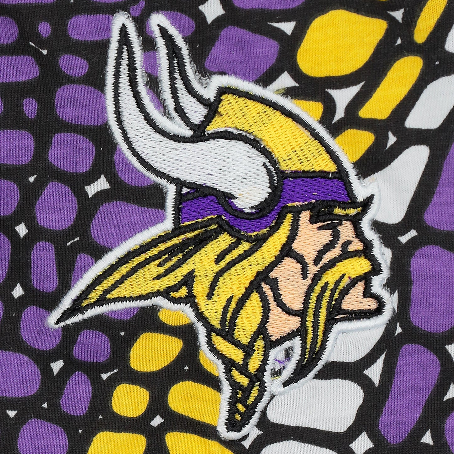 Zubaz NFL Adult Unisex Z88 Embroidered Gator 3 Color Shorts, Minnesota Vikings