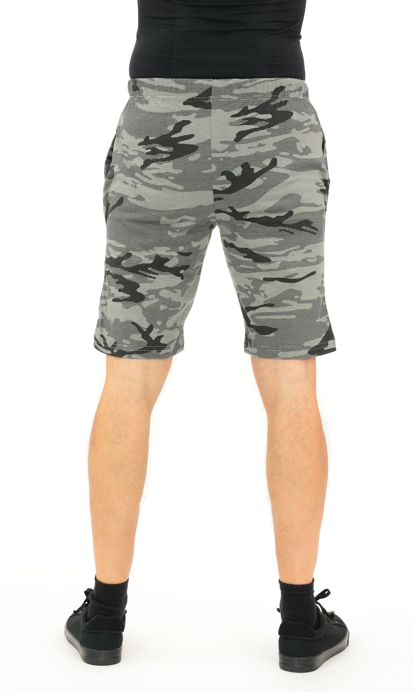 Zubaz NFL Adult Unisex Z88 Camo Lines Shorts, Las Vegas Raiders