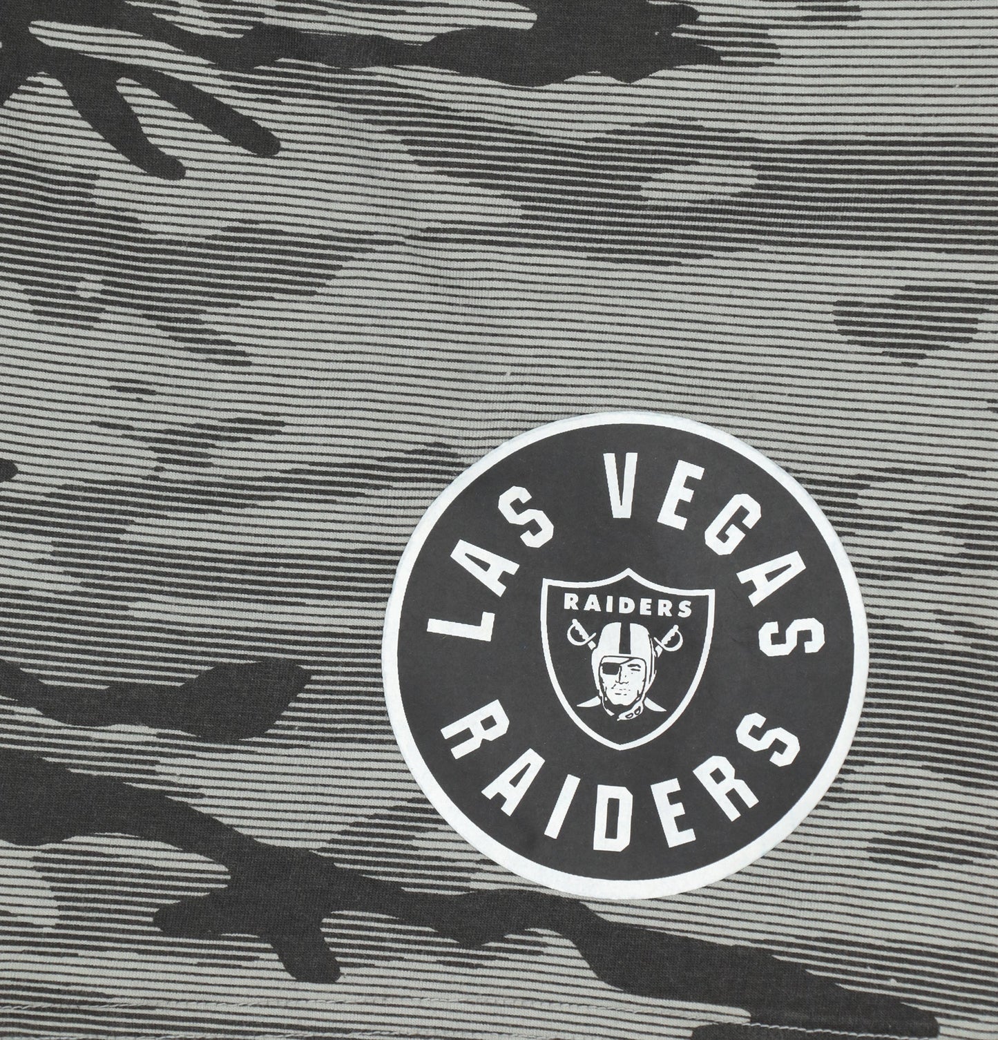 Zubaz NFL Adult Unisex Z88 Camo Lines Shorts, Las Vegas Raiders