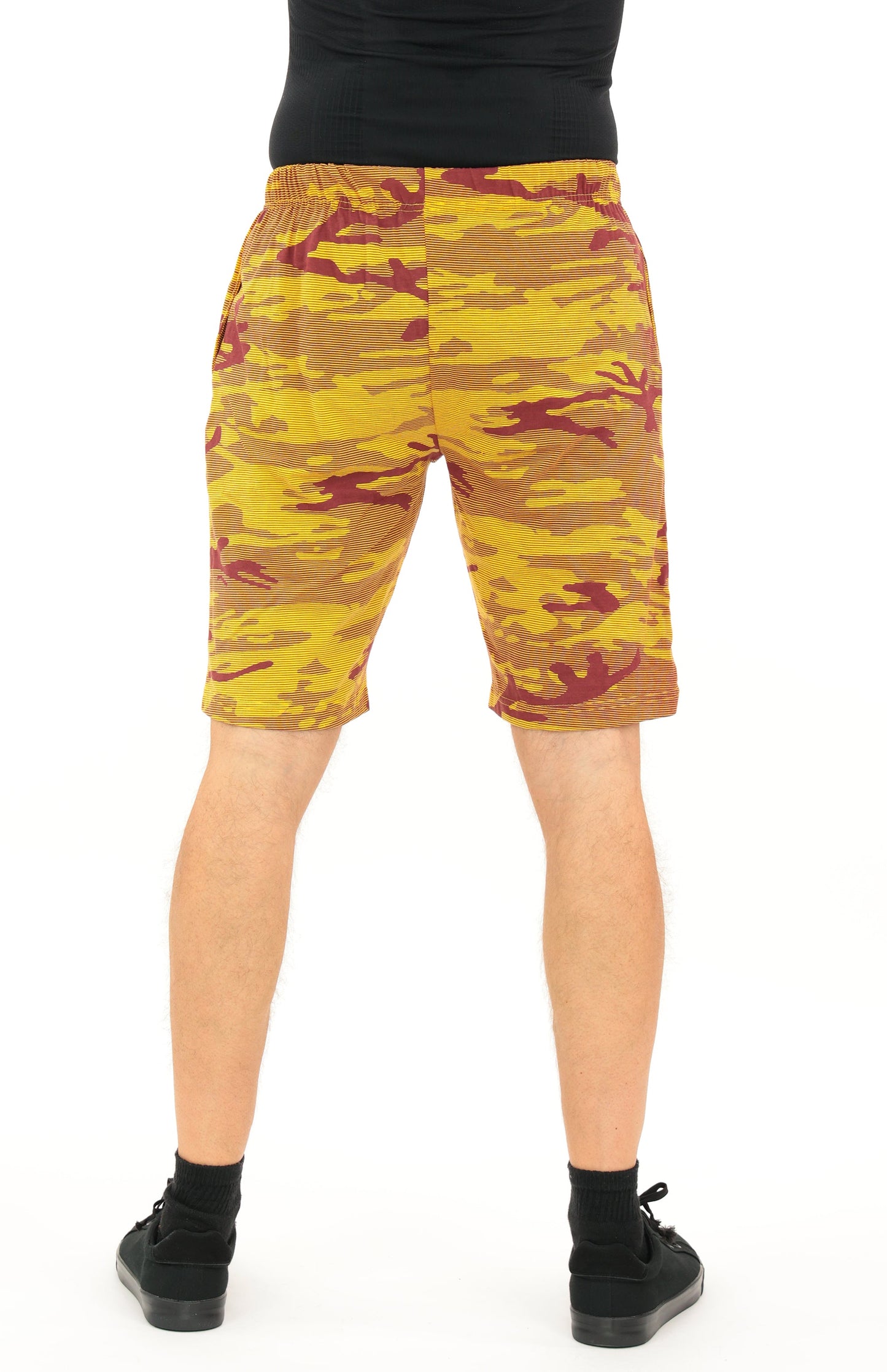 Zubaz NFL Adult Unisex Z88 Camo Lines Shorts, Washington Commanders