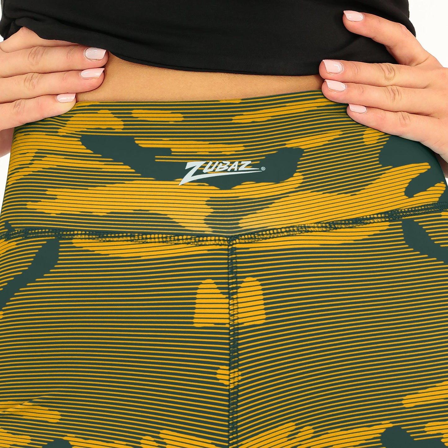 Zubaz NFL Women's Goal Line Camo Line Leggings, Green Bay Packers
