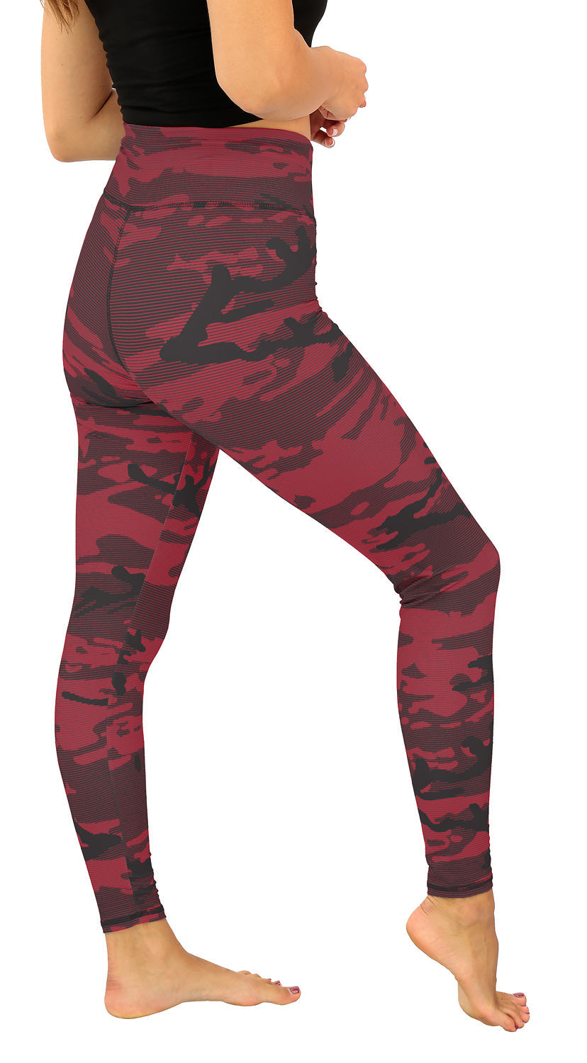Zubaz NFL Women's Goal Line Camo Line Leggings, Tampa Bay Buccaneers
