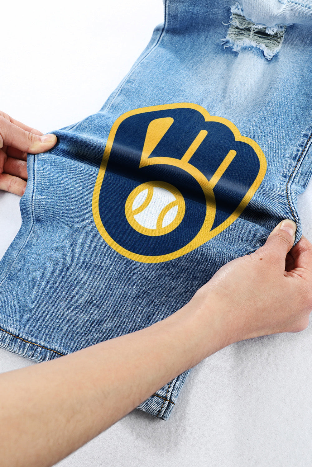 STRETCH RIPPED FRAYED RAW HEM DISTRESSED DENIM JEANS WITH HOLE