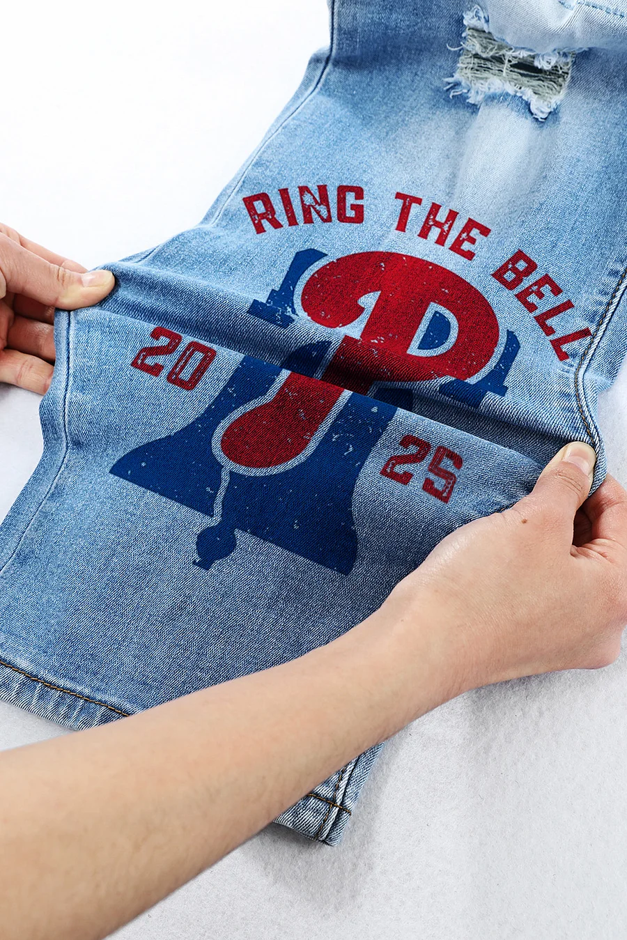 STRETCH RIPPED FRAYED RAW HEM DISTRESSED DENIM JEANS WITH HOLE