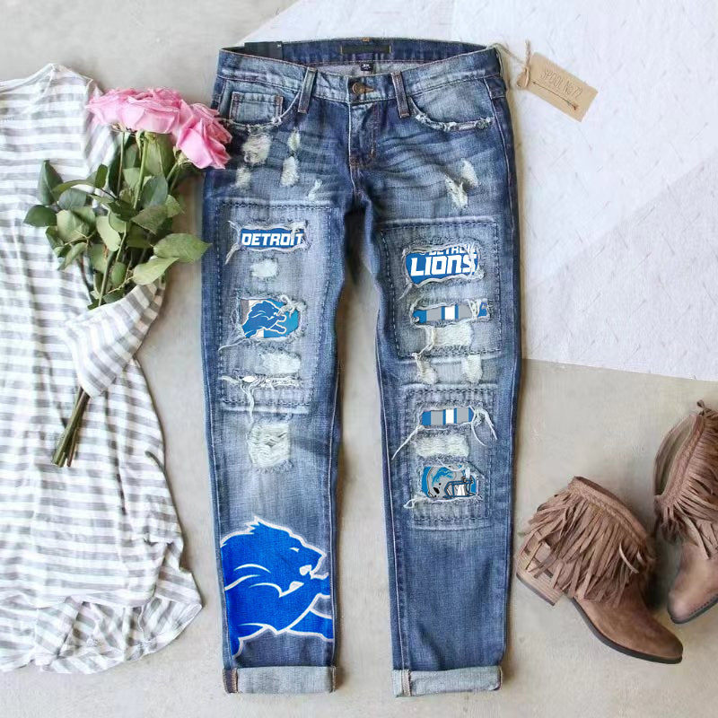 STRETCH RIPPED FRAYED RAW HEM DISTRESSED DENIM JEANS WITH HOLE