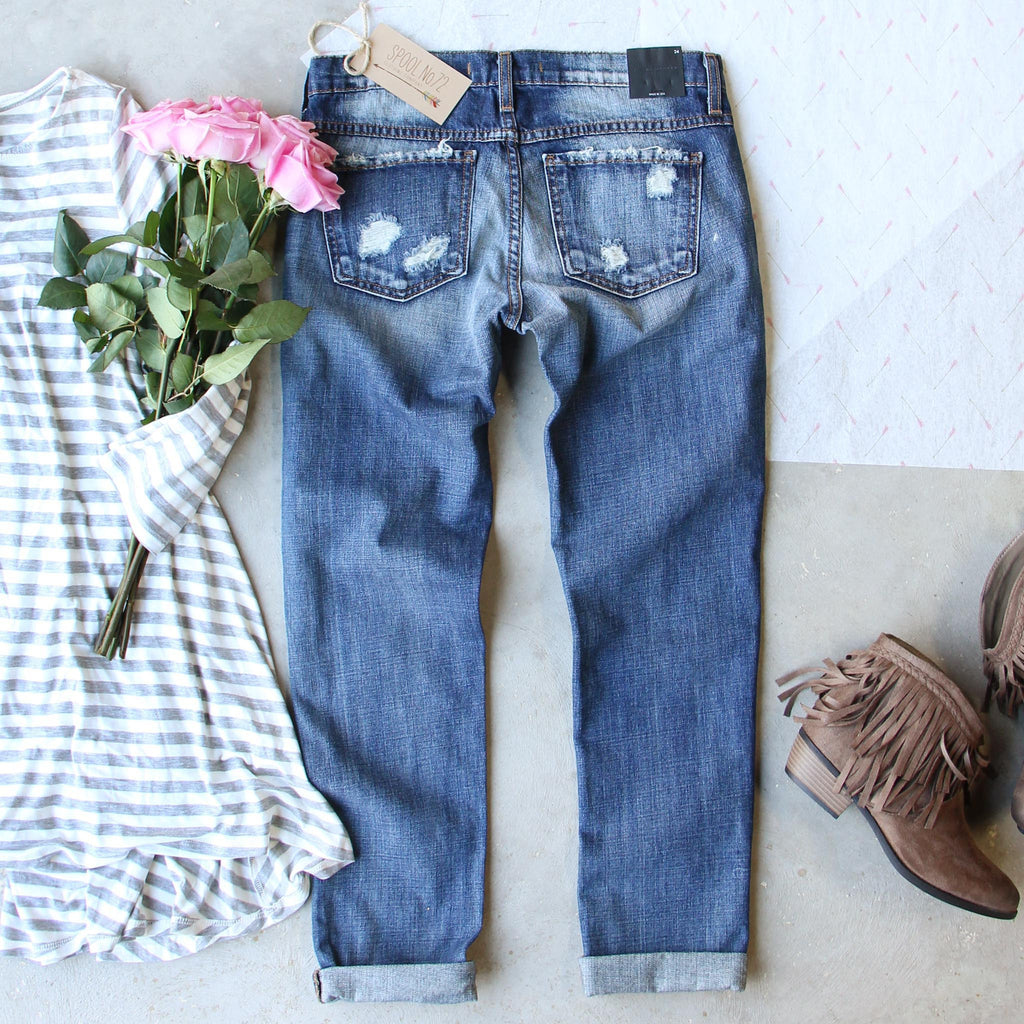 STRETCH RIPPED FRAYED RAW HEM DISTRESSED DENIM JEANS WITH HOLE