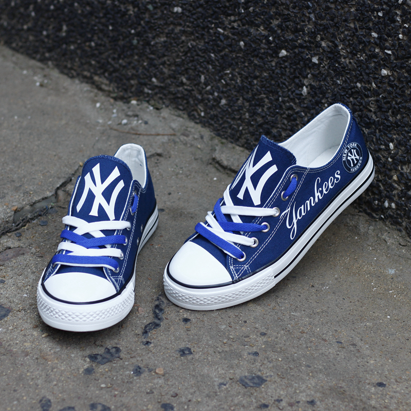 Casual printed low-top canvas shoes unisex