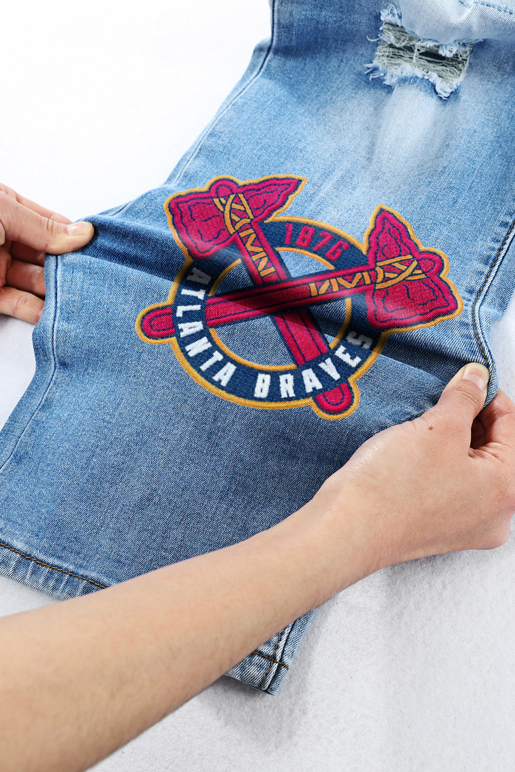 STRETCH RIPPED FRAYED RAW HEM DISTRESSED DENIM JEANS WITH HOLE