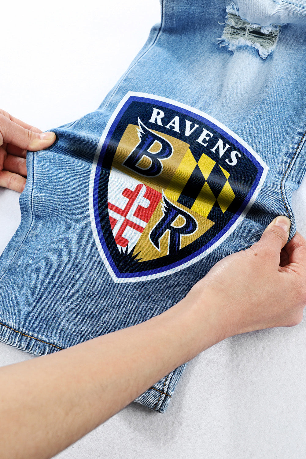 STRETCH RIPPED FRAYED RAW HEM DISTRESSED DENIM JEANS WITH HOLE