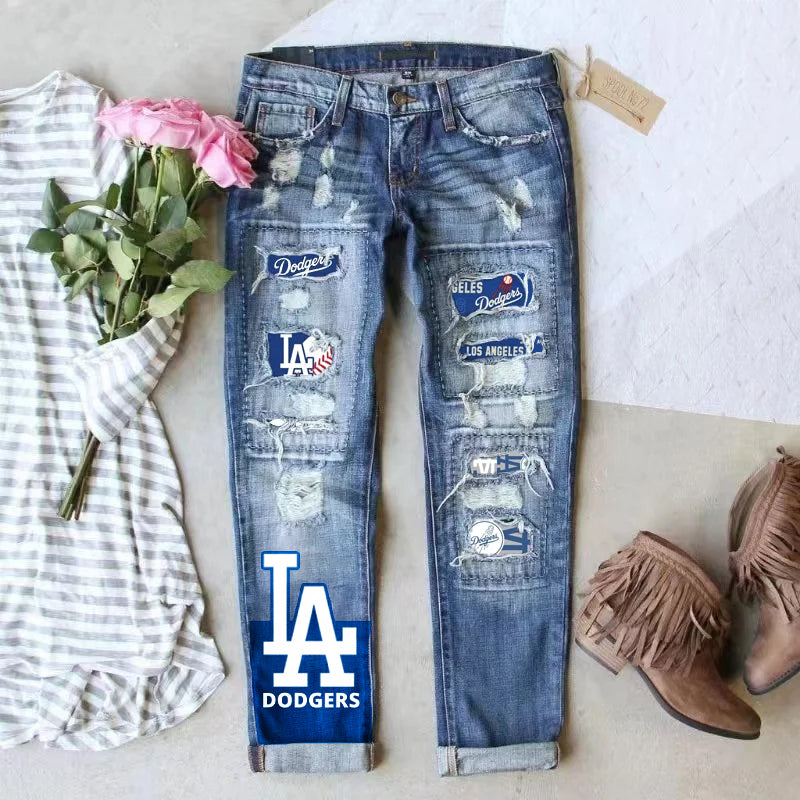 STRETCH RIPPED FRAYED RAW HEM DISTRESSED DENIM JEANS WITH HOLE