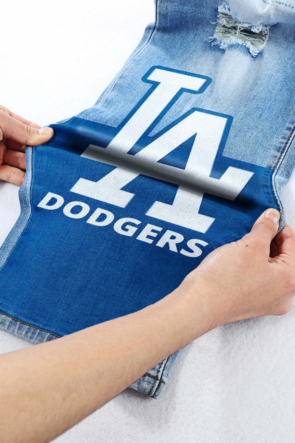 STRETCH RIPPED FRAYED RAW HEM DISTRESSED DENIM JEANS WITH HOLE