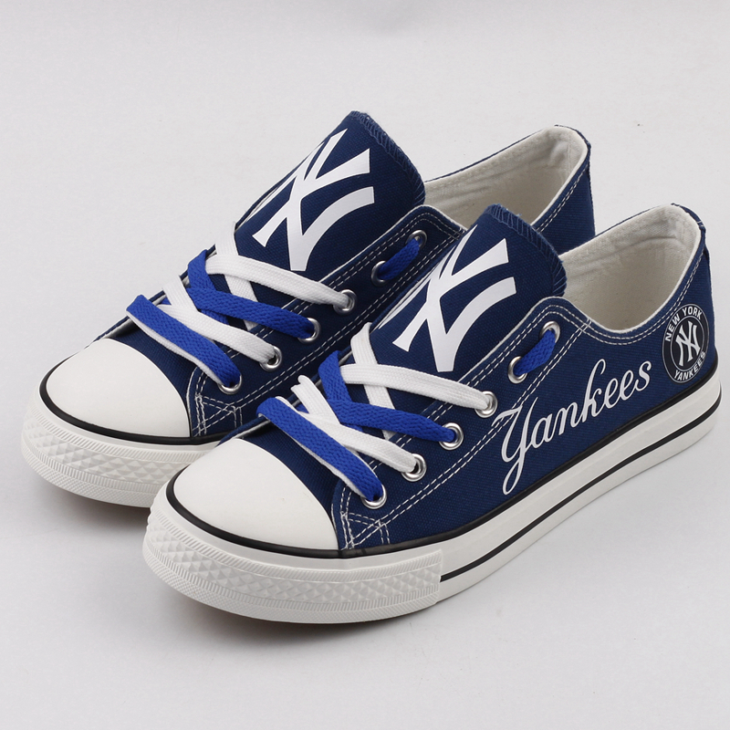 Casual printed low-top canvas shoes unisex