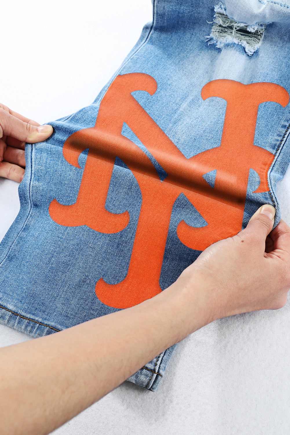 STRETCH RIPPED FRAYED RAW HEM DISTRESSED DENIM JEANS WITH HOLE